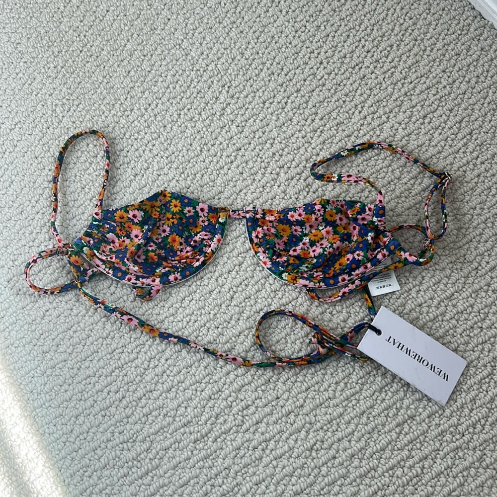 WEWOREWHAT cup bikini top! NWT